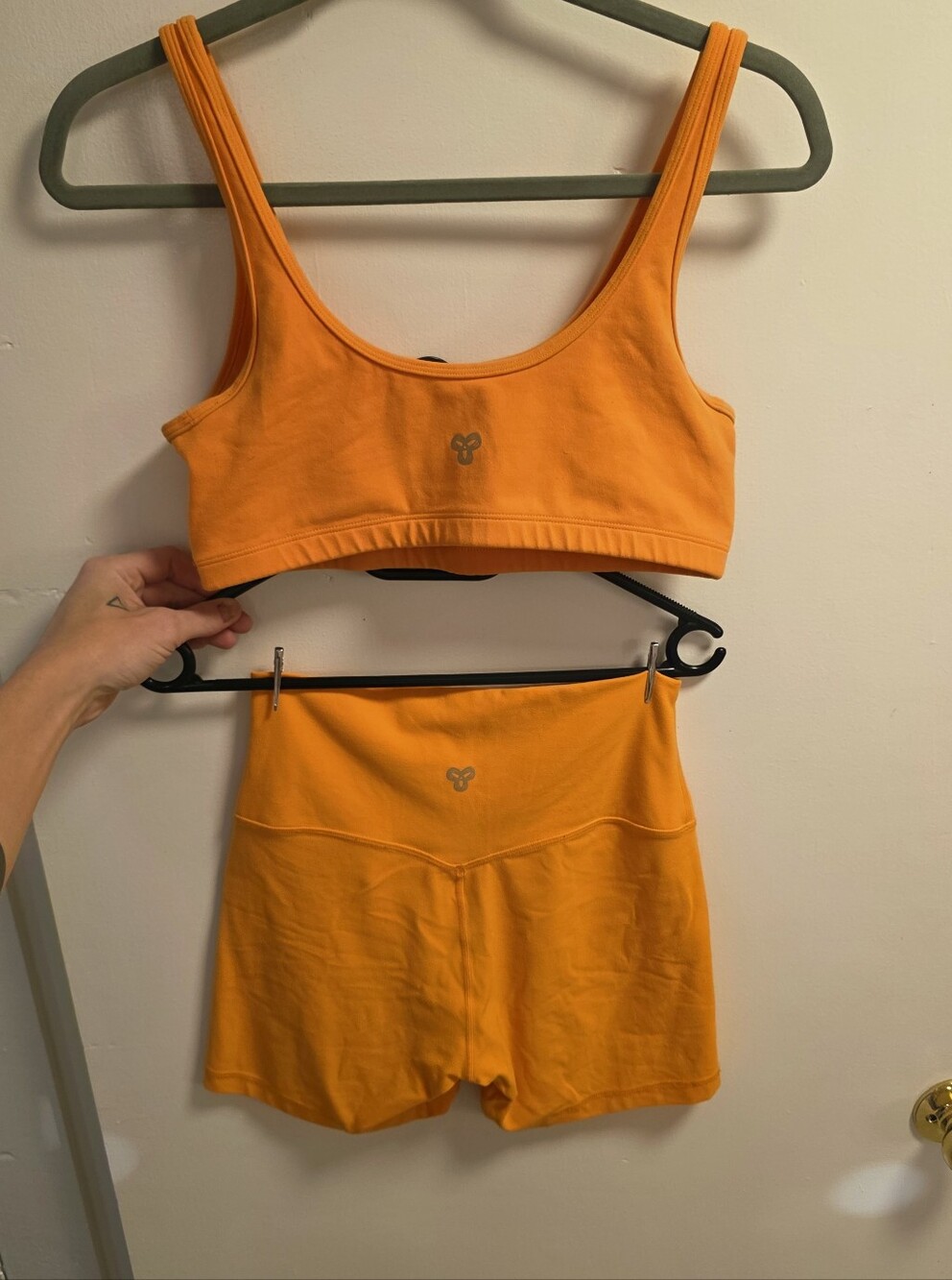 TnaBUTTER SOFT Bright Orange set